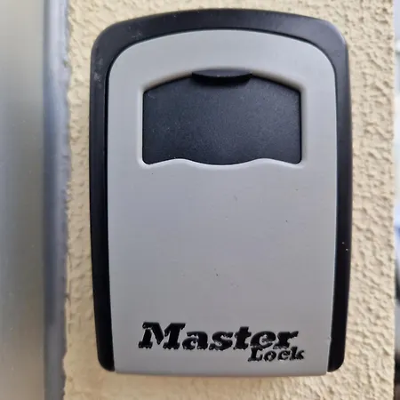 Marilaura's House 아파트 *