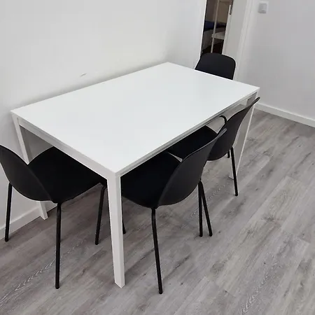 Marilaura's House 아파트 *