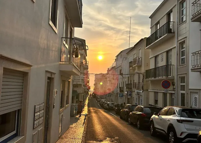 Marilaura's House דירה נאזרה